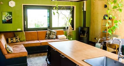 Nature lodge Ljip, Akkrum - sleeps 6 by the water