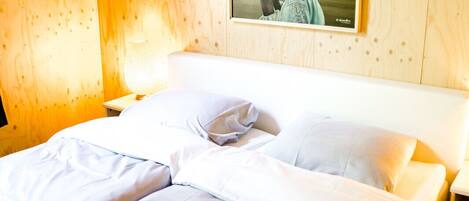 3 間睡房、書桌、免費 Wi-Fi、床單