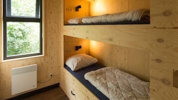 3 slaapkamers, een bureau, gratis wifi, beddengoed