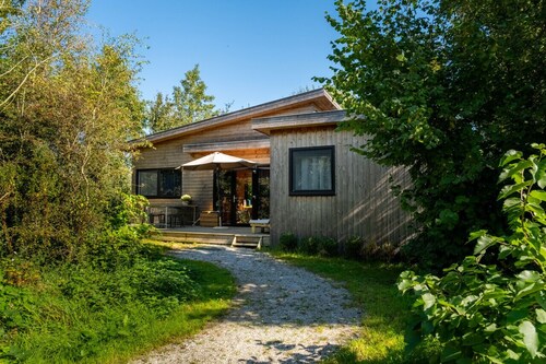Ferienhaus am Wasser für echte Ruhesucher 