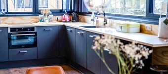 Waterside holiday home. Centrally situated in Friesland