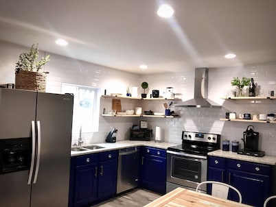 Private 2mile UT, Worlds Fair Park, Thompson Boling Arena