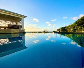 Outdoor pool - Villa "Orchidée" (Ciel et Mer) swimming pool, jacuzzi and sea view - Saint François (SAINT FRANCOIS)