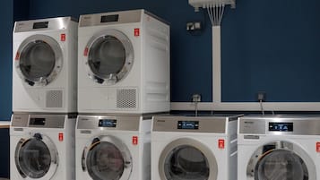 Ruang laundry