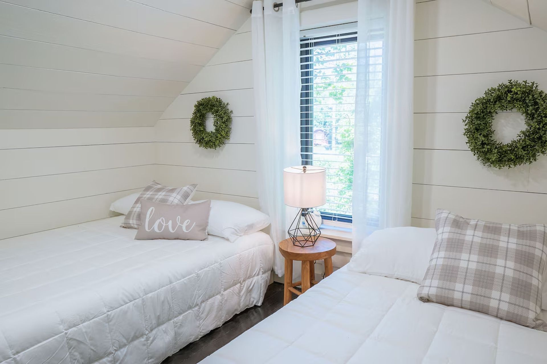 4 bedrooms, internet