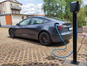 Free self parking - Hotel Maurer (Saarwellingen)