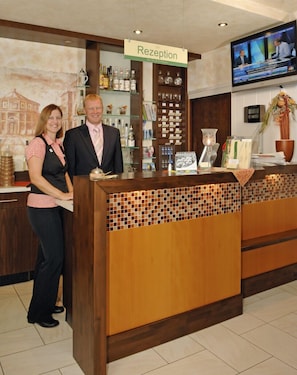 Reception - Hotel Maurer (Saarwellingen)