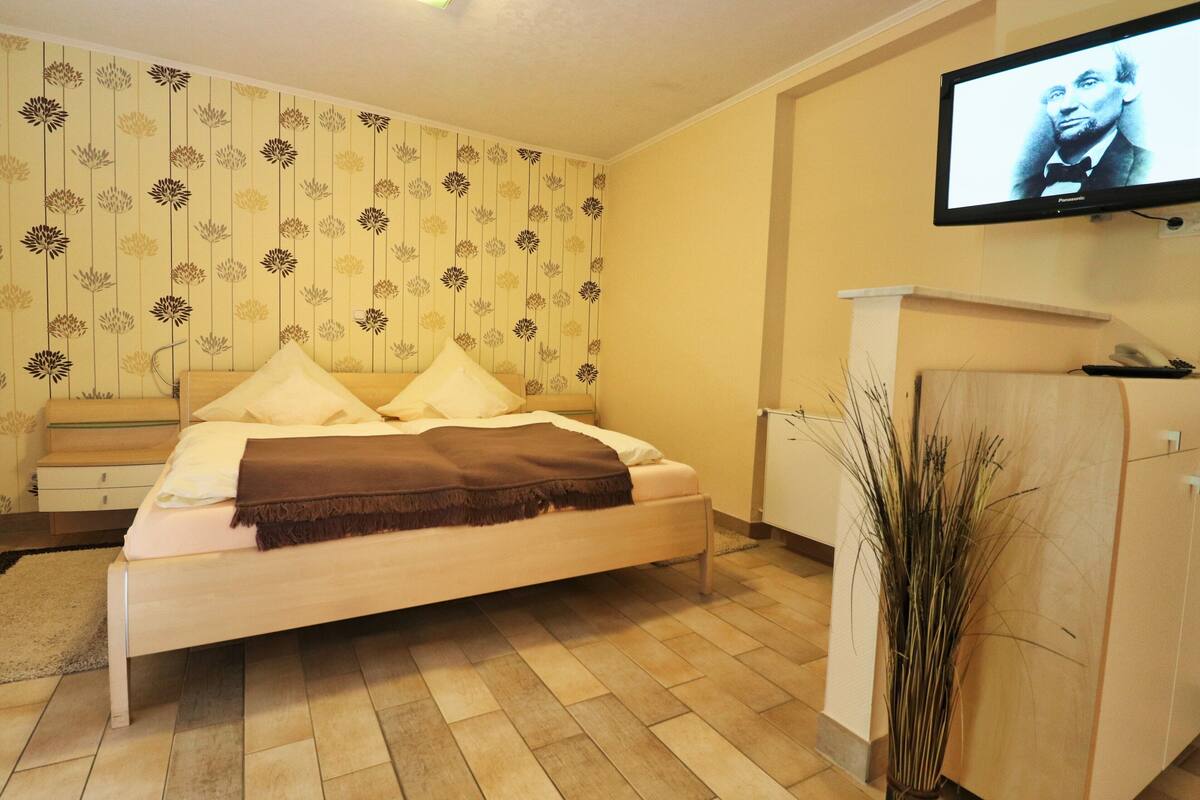 Suite estudio Confort, patio | Cortinas blackout, insonorización, wifi gratis y ropa de cama