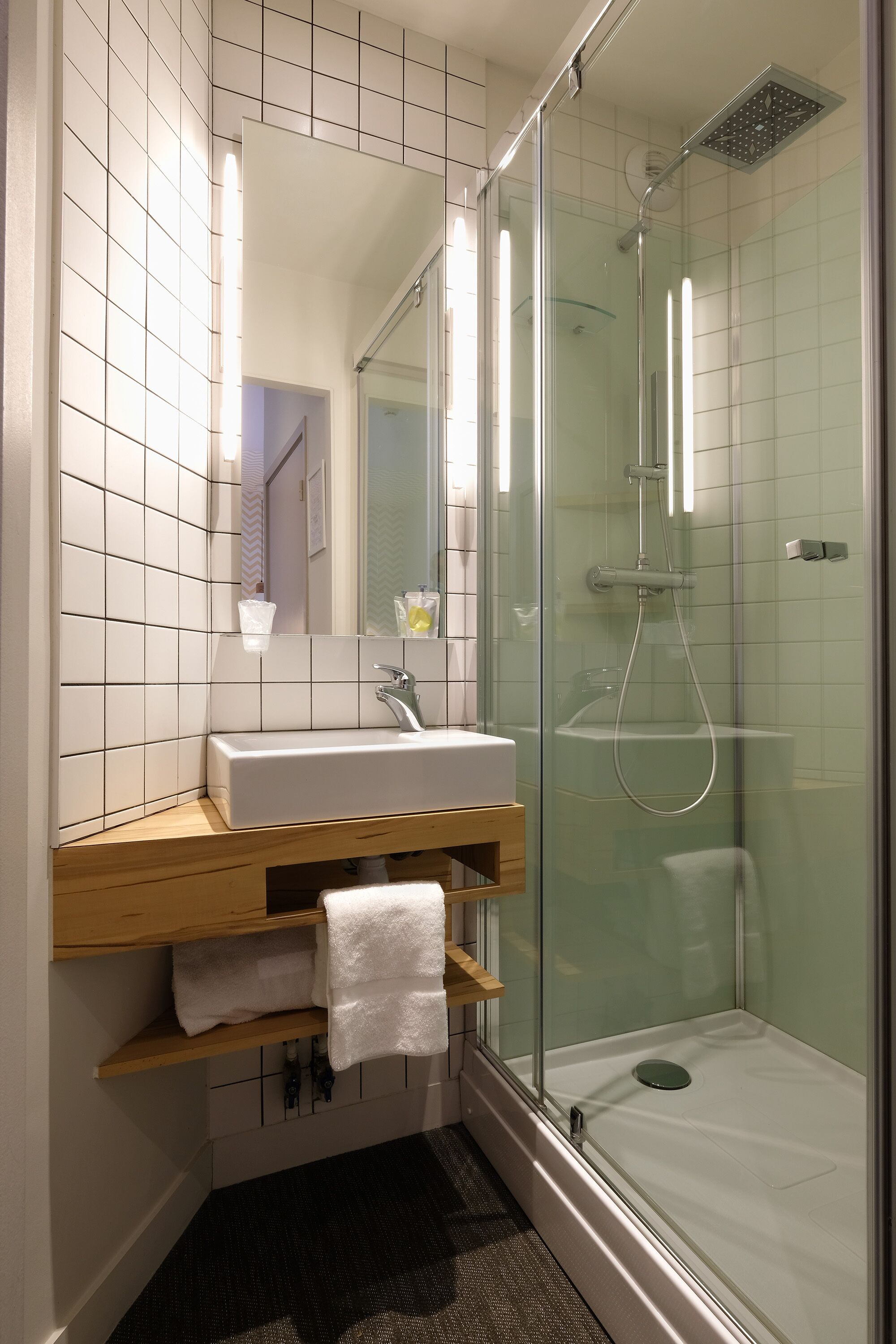 comfort double room | bathroom | shower, rainfall showerhead, hair dryer, towels