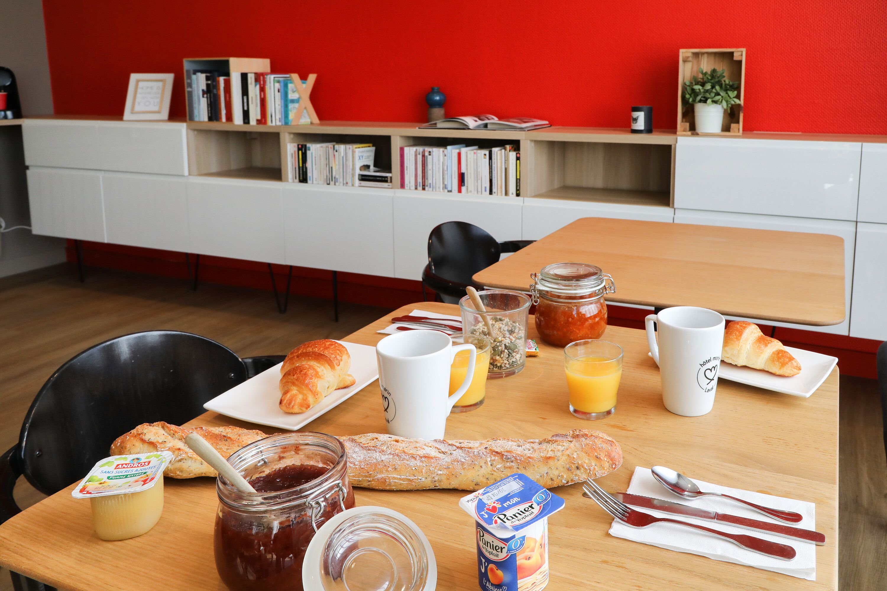 Daily buffet breakfast for a fee