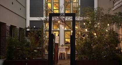 Seaside "Forsythe House" | 3BR | Sleeps 8 | Pet Friendly| Roof Top Terrace