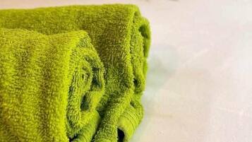 3 bedrooms, desk, iron/ironing board, travel cot