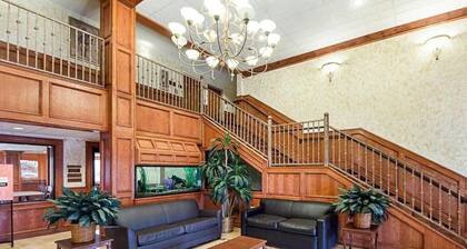 Shary Inn and Suites