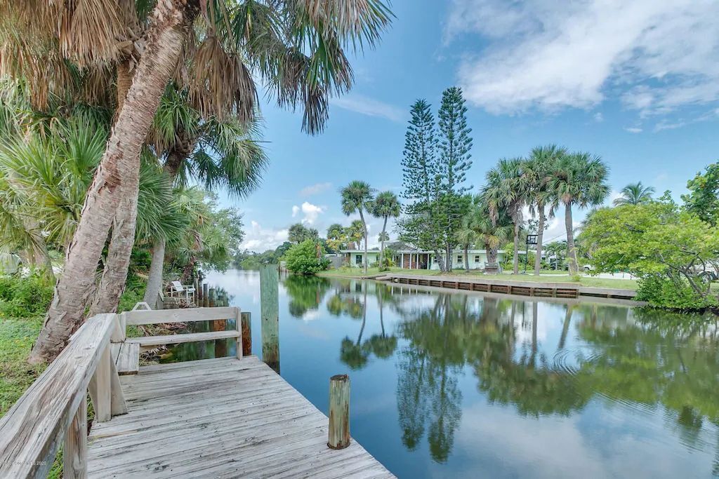 Riverfront Cocoa Beach Home Walk to Beach&Downtown