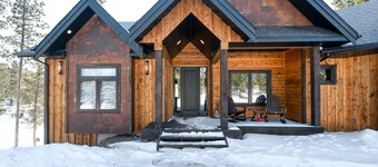 5 En Suites for all Bedrooms! , 3720 Sq. Ft., Hot Tub, Fully Custom! Clubouse