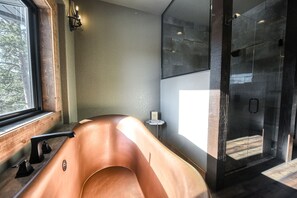 Shower, towels