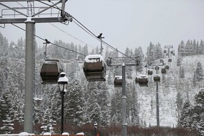 Snow and ski sports
