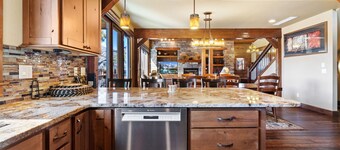 A1 Timber Mountain House