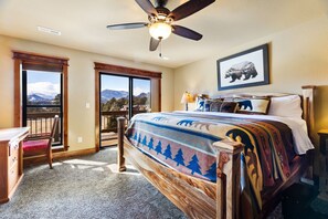 5 室のベッドルーム、アイロン / アイロン台、WiFi (無料)、ベッドシーツ