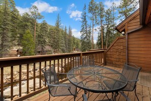 Outdoor dining - Creekside Suite 10 River View! (Estes Park)