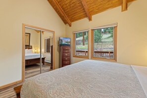 2 Schlafzimmer, Bügeleisen/Bügelbrett, kostenloses WLAN, Bettwäsche