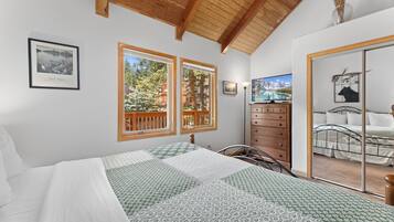 2 chambres, fer et planche à repasser, accès au Wi-Fi (inclus)