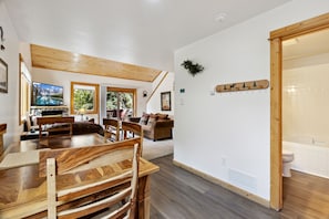Interior - Fall River Retreat • Private Hot Tub (Estes Park)