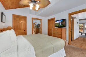 Room - Quiet Fall River Escape • Riverside • RMNP (Estes Park)