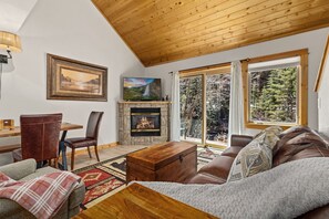 Smart TV, fireplace, DVD player, video library - Creekside Condos H (Private Hot tub) River Views! (Estes Park)