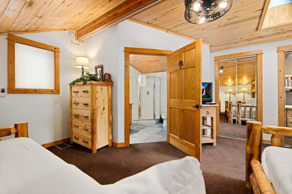 2 Schlafzimmer, Bügeleisen/Bügelbrett, kostenloses WLAN, Bettwäsche