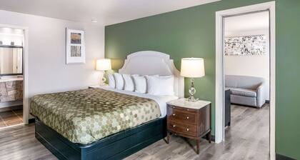 Suburban Studios Neenah-Appleton