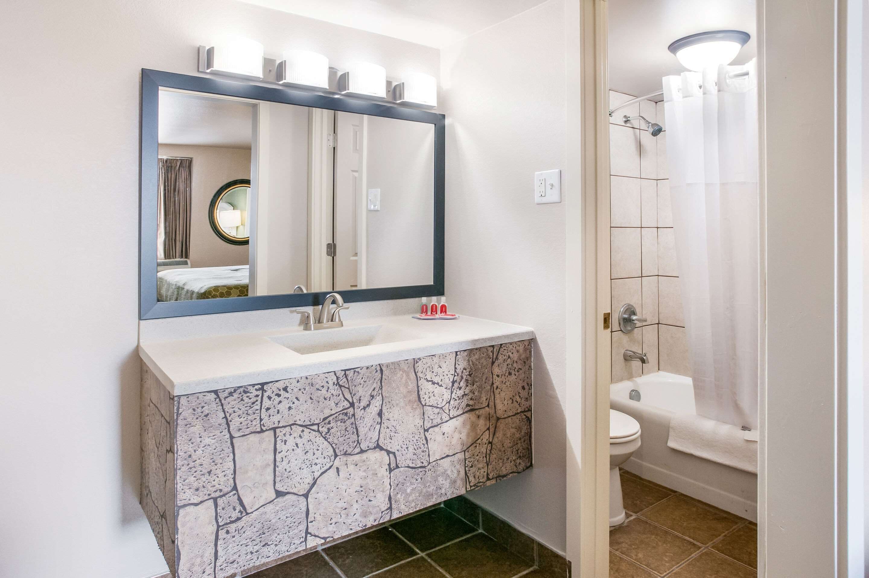 Photo - Suburban Studios Neenah-Appleton