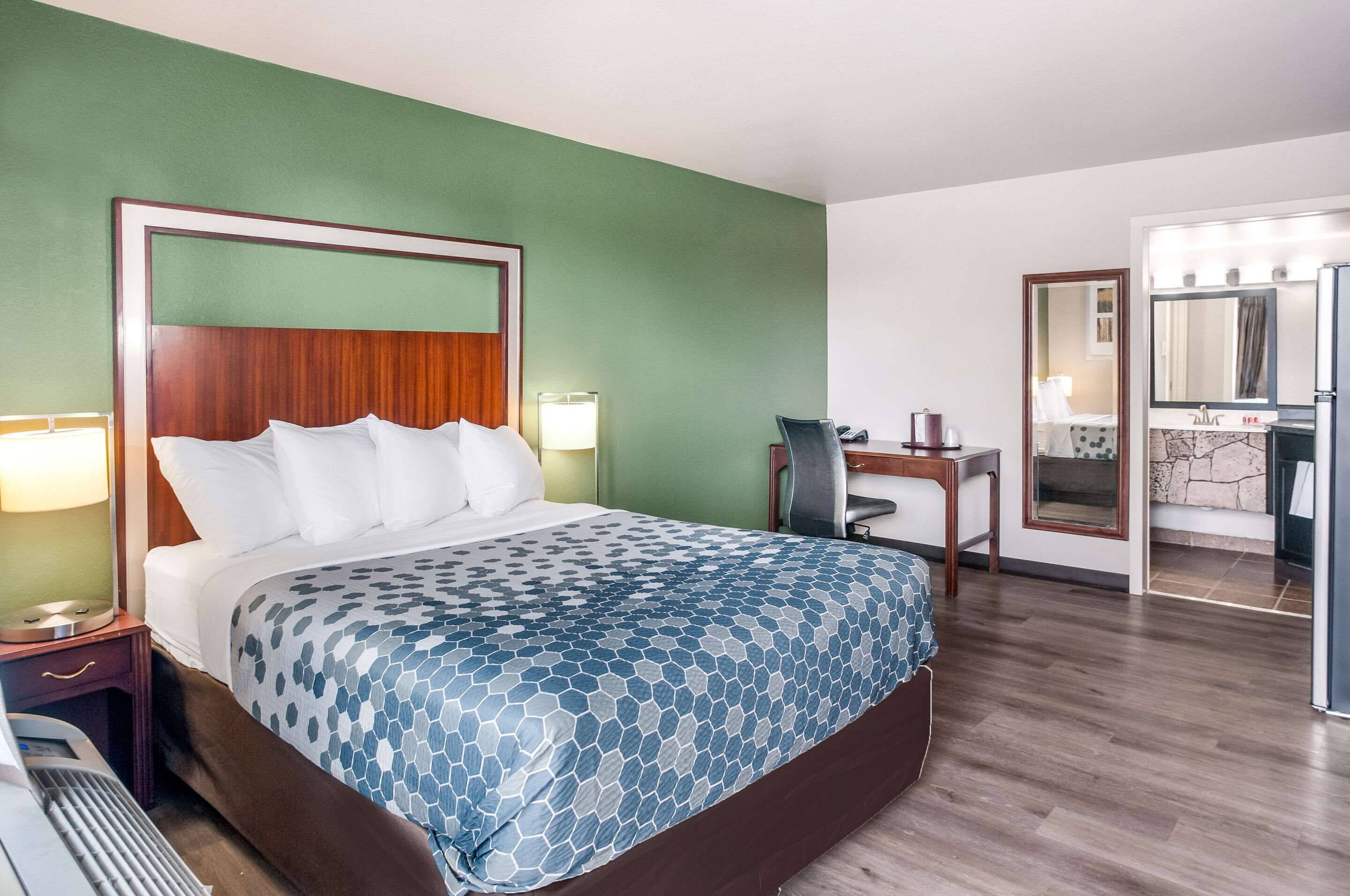 Foto - Suburban Studios Neenah-Appleton