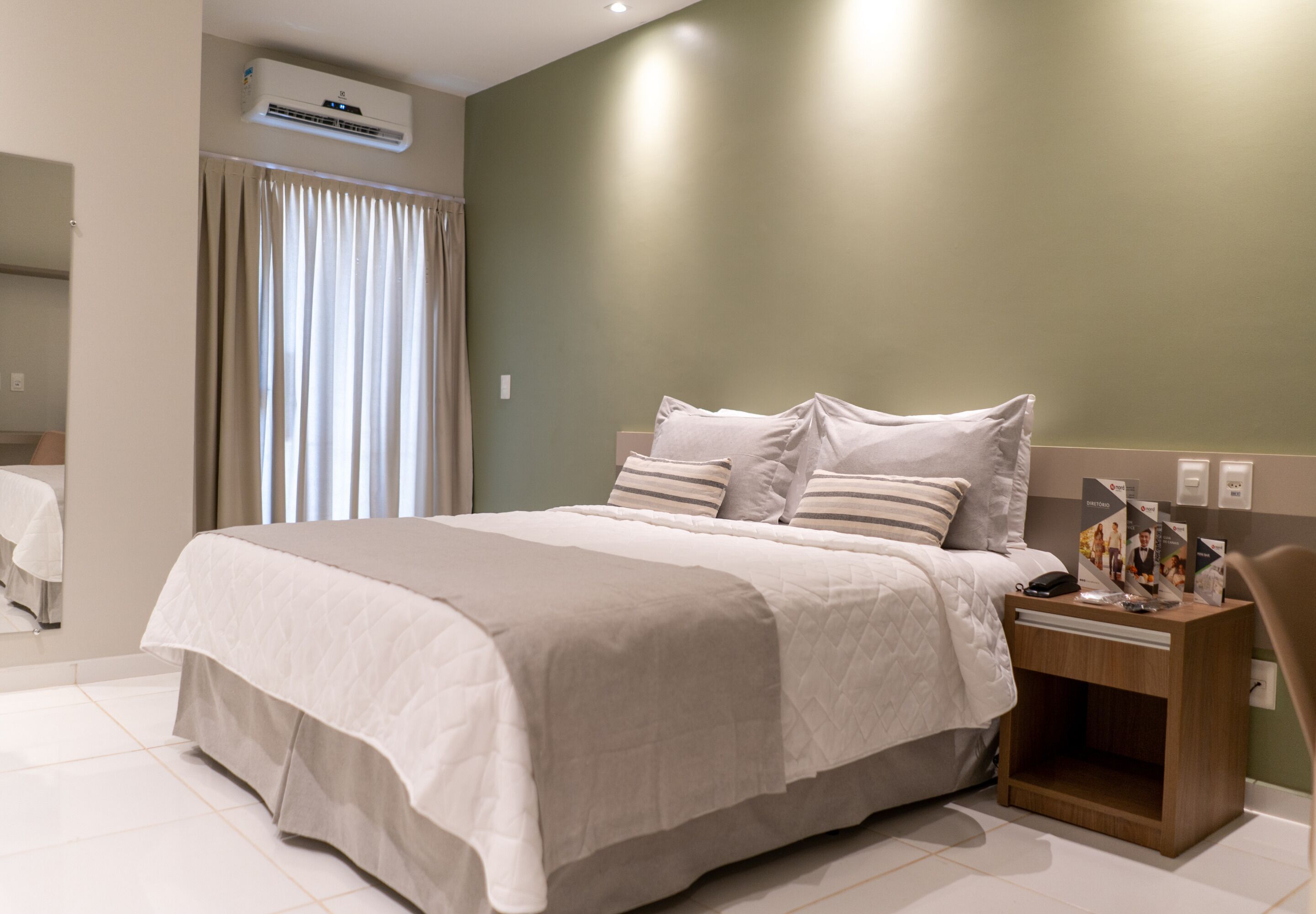 In-room safe, desk, laptop workspace, free WiFi