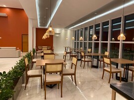 Free daily full breakfast