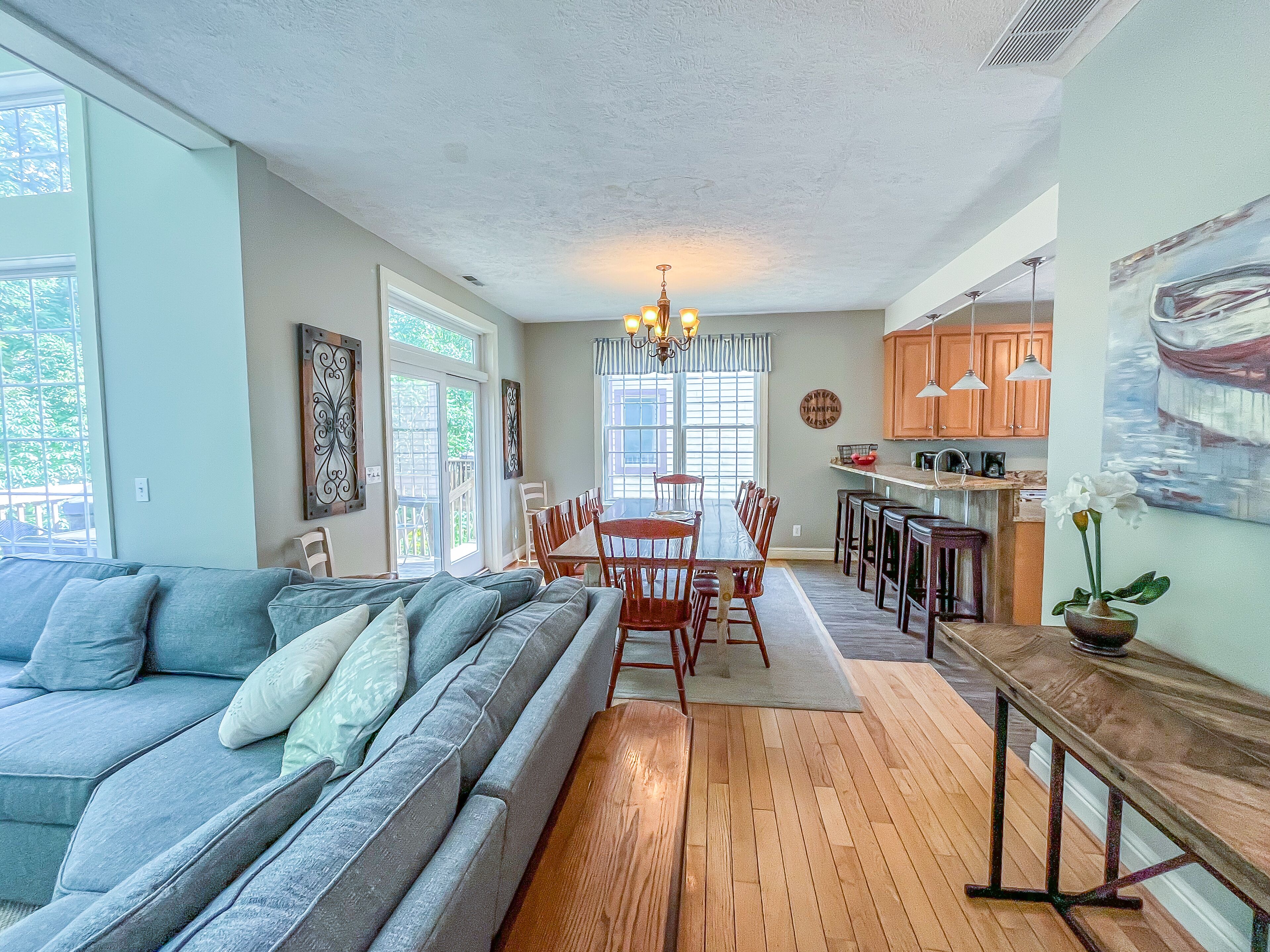 Smart-tv, pejs, bordfodbold