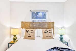 1 bedroom, iron/ironing board, WiFi, bed sheets - Freshly Remodeled Island Suite w/ Pool & Pet Friendly (Anna Maria)