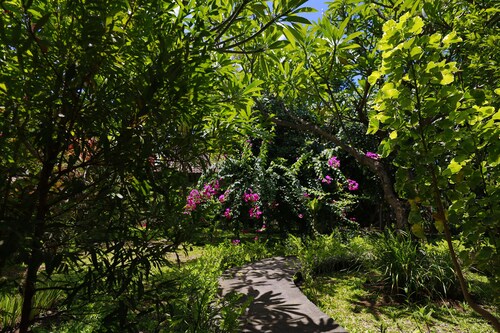 Kirana Homestay - Sunshine Bungalow - a beautifull place for amazing vacations