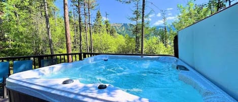 مغطس سبا خارجي