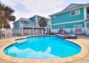 Pool - Shared Pool and Hot Tub, Golf Cart Access (Port Aransas)