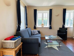 Tv, pejs, stereoanlæg