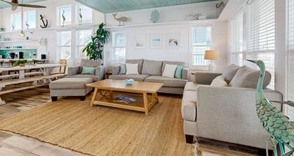 Private Pool, Gulf Views and Golf Cart Included