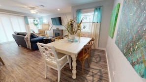 Dining - 1st Floor, Shared Pool, Near Marina, Golf Cart Access (Port Aransas)