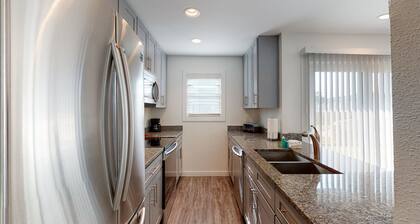 Ground Floor, Close to Pool and Hot Tub, Golf Cart Access