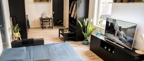 1 chambre, fer et planche Ă repasser, Wi-Fi, draps fournis