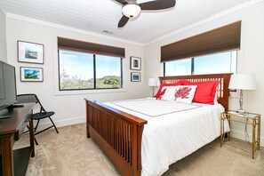 3 chambres, bureau, Wi-Fi, literie fournie