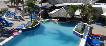 Royal Palm Beach Resort, fully remodeled in 2021, in Simpson Bay.