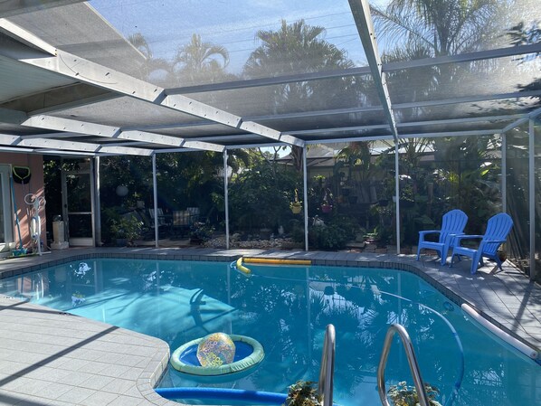 Outdoor pool, a heated pool