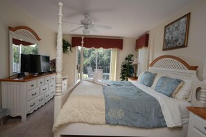 Villa, varias camas, vista al lago (Ref 39 Villa with own pool Lake view ) | 4 habitaciones y wifi