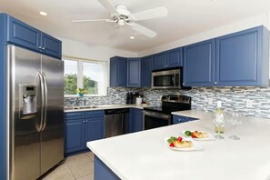 Unclassified image, 5 of 26, button